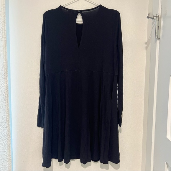 ASOS Black Long Sleeve Shift Dress - Picture 2 of 6
